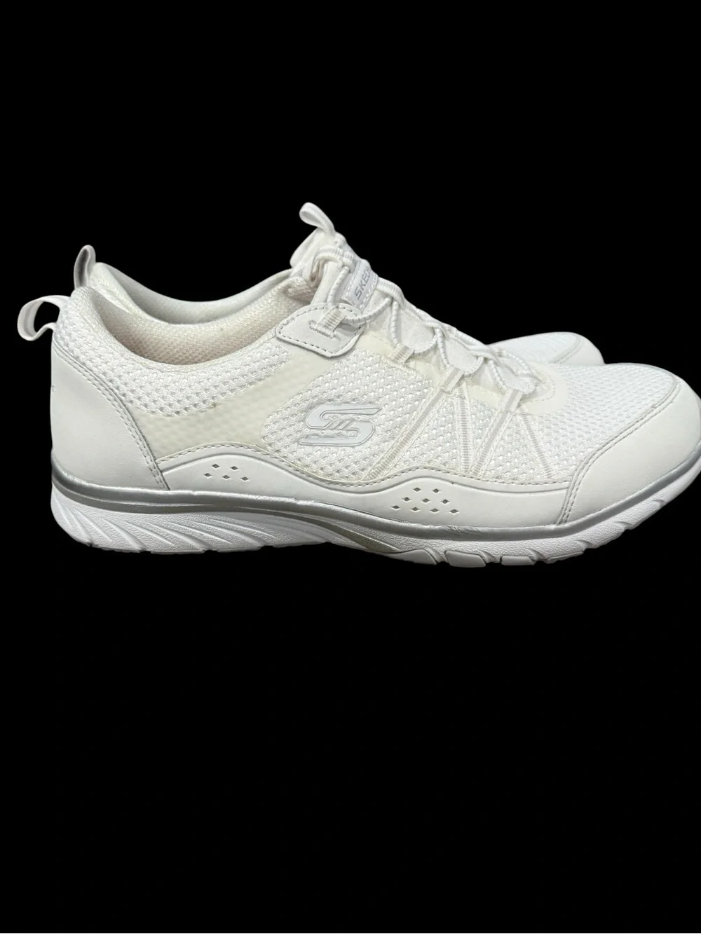 Skechers Women’s Air Cooled Memory Foam Low Top Sneakers, Size 8.5 Wide! New!